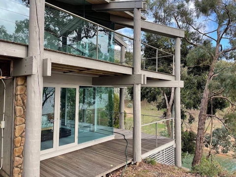 Glasshouse On The Lake - New South Wales Tourism  3