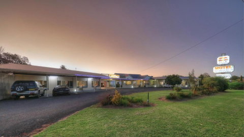 Glen Innes Motel - New South Wales Tourism  2