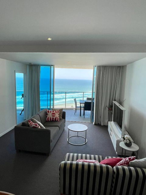 H Luxury Apartment At Surfers Paradise High Floor - New South Wales Tourism  4