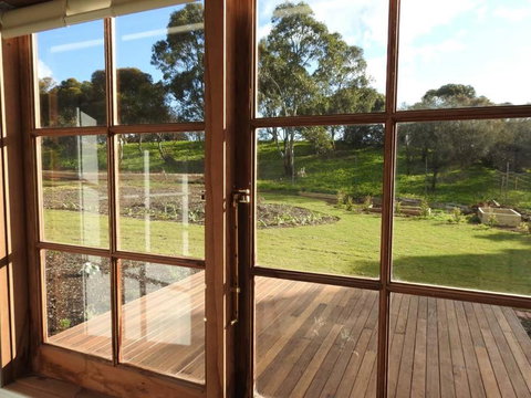 Grape Pickers Cottage - New South Wales Tourism  4