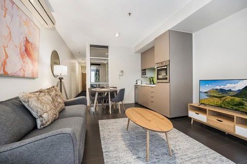 Ground Floor Terrace Unit Near Edinburgh Gardens - New South Wales Tourism  0