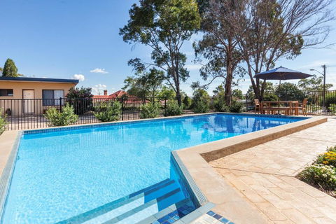 Gulgong Motel - New South Wales Tourism  2