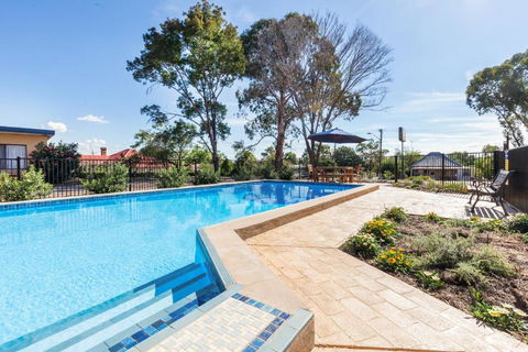 Gulgong Motel - New South Wales Tourism  1
