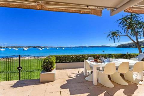 H3 Port Stephens - New South Wales Tourism  1
