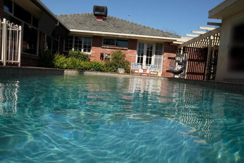 Hampton Spacious House & Pool - New South Wales Tourism  0