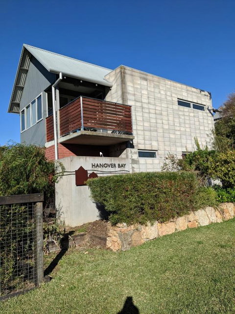 Hanover Bay Apartments - New South Wales Tourism  0