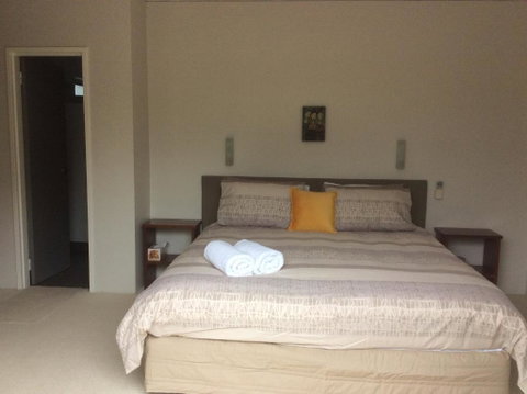 Hanover Bay Apartments - New South Wales Tourism  1