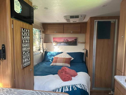 Heated Caravan With All The Trimmings - New South Wales Tourism  0