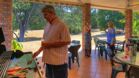 Heritage Lodge Motel - New South Wales Tourism  2