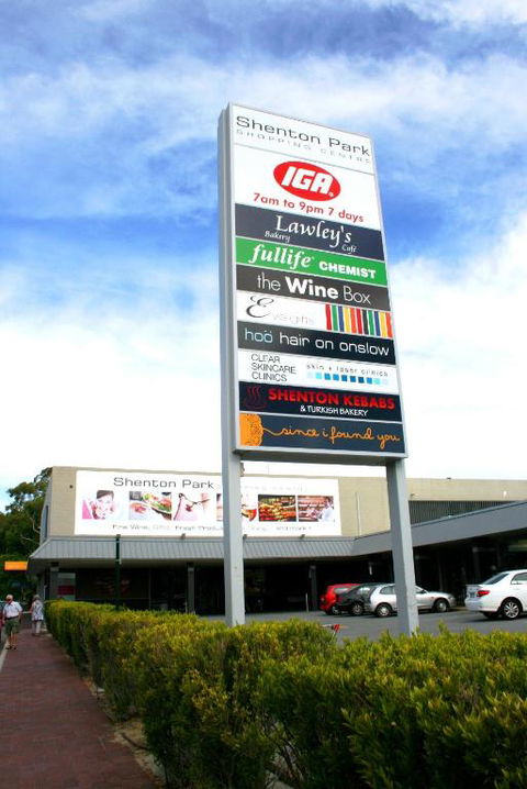 Hensman 5 - 1BRM Unit With Courtyard & Parking - New South Wales Tourism  3