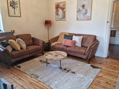 Historic Mintaro Post Office - New South Wales Tourism  0