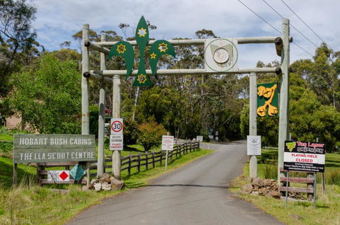 Hobart Bush Cabins - New South Wales Tourism  2