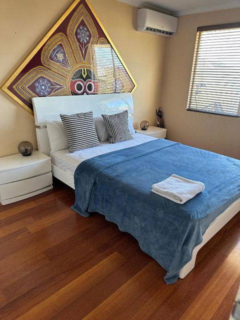 Home Away From Home In Northern Suburb Of Perth - New South Wales Tourism  0