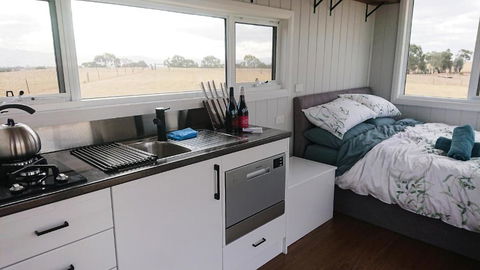 Hounds Run Vineyard - Tiny House In The Grampians - New South Wales Tourism  2