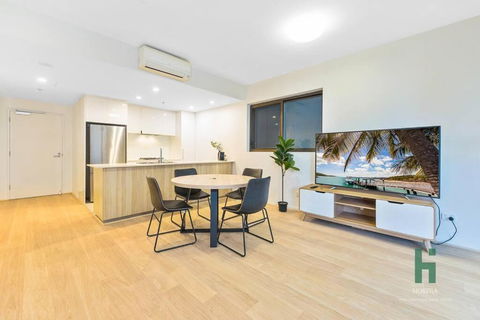 Hurstville Pearl 2 Bedroom Apt - New South Wales Tourism  0