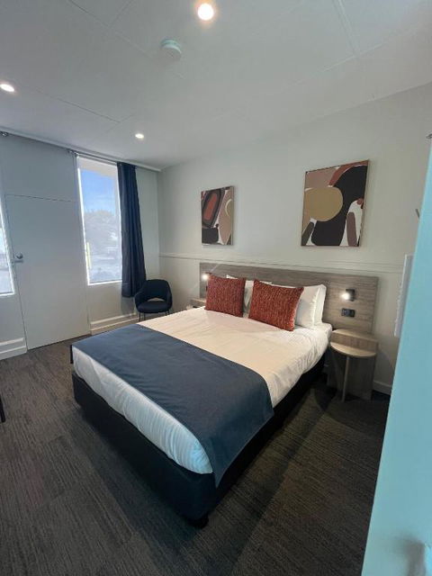International Hotel Motel - New South Wales Tourism  0