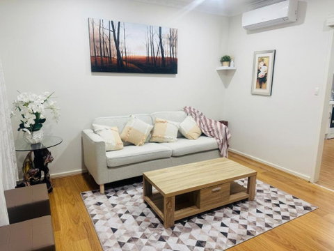 Inviting Ashford Stay - New South Wales Tourism  0