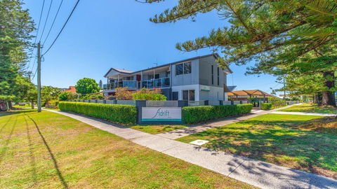 Adrift Apartments - New South Wales Tourism  0