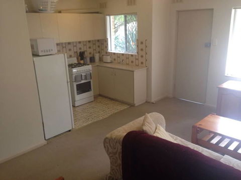 Affordable Comfortable Inglewood Apartment+Pool - New South Wales Tourism  0