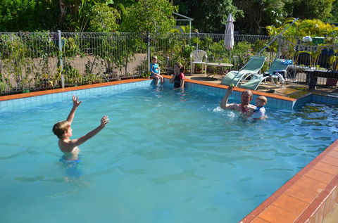 Affordable Gold City Motel - New South Wales Tourism  1