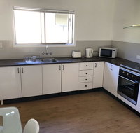 Airlie Getaway Unit 1 - New South Wales Tourism 
