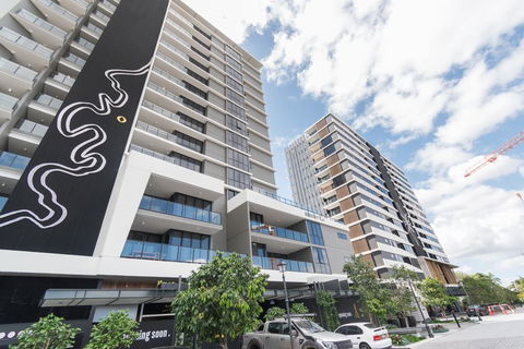 AirTrip Apartments At Woolloongabba - New South Wales Tourism  0