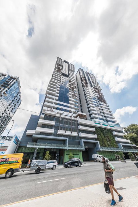 AirTrip Apartments On Merivale Street - New South Wales Tourism  3