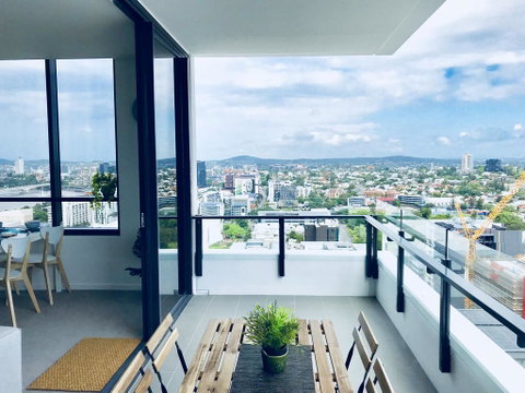AirTrip Apartments On Merivale Street - New South Wales Tourism  2