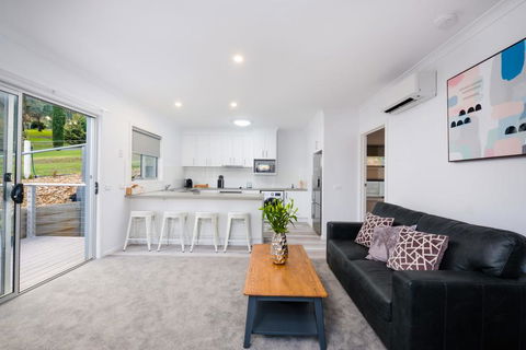 Albury Yalandra Apartment 4 - New South Wales Tourism  0