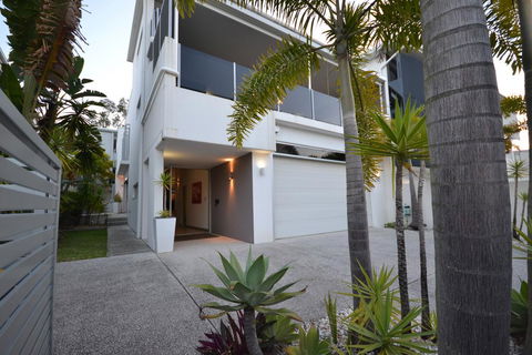 Alex Beach House - New South Wales Tourism  1