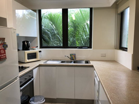 Alexander Holiday Apartments - New South Wales Tourism  3