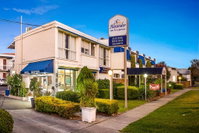 Book Essendon Accommodation Vacations New South Wales Tourism New South Wales Tourism 