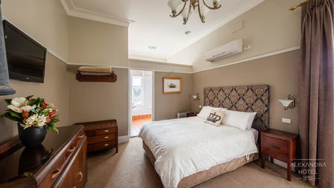 Alexandra Hotel - New South Wales Tourism  2