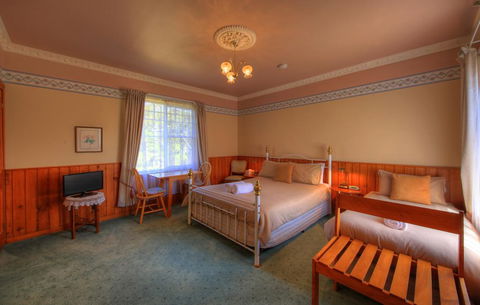 Alexandria Bed And Breakfast - New South Wales Tourism  2