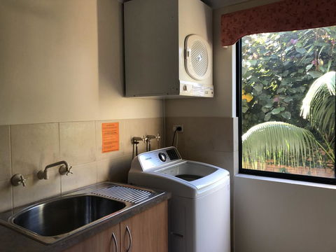 Alfred Cove Short Stay - New South Wales Tourism  2