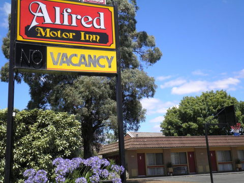 Alfred Motor Inn - New South Wales Tourism  0