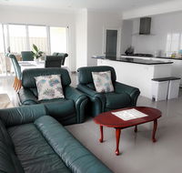 Alkimos Beach Retreat - New South Wales Tourism 