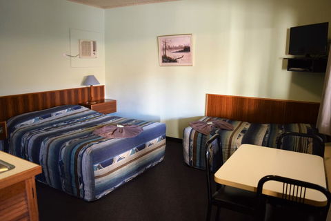 Alkira Motel - New South Wales Tourism  1
