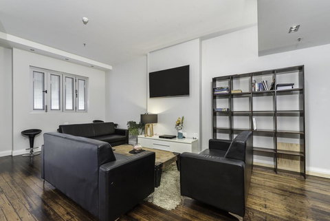 Alloggio Studios On King - New South Wales Tourism  0