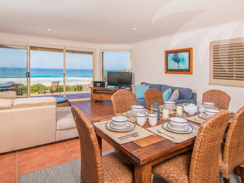 Allure On Blueys - New South Wales Tourism  0