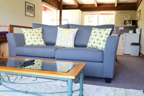 Alpenhorn Holiday Units - New South Wales Tourism  1