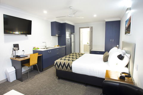 Altitude Motel Apartments - New South Wales Tourism  3