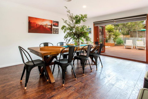 AMALFI - DROMANA.... - New South Wales Tourism  0