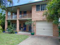 Book Red Rock Accommodation Vacations New South Wales Tourism New South Wales Tourism 