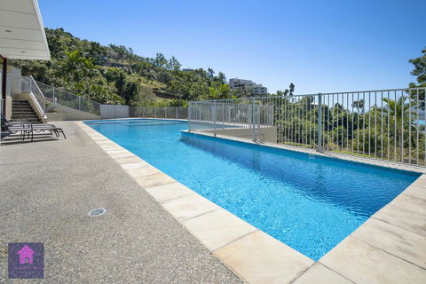Amazing Ocean Views, Pool, Award Winning Location, Airlie Beach - New South Wales Tourism  1
