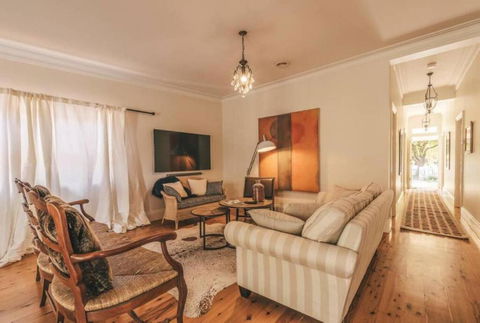 Ambrose On Byng - Central Location W/ 2 Bathroom - New South Wales Tourism  0