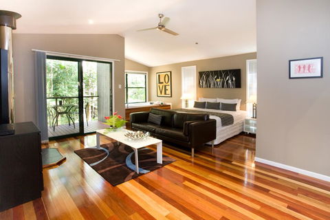 Amore On Buderim Rainforest Cabins - New South Wales Tourism  2
