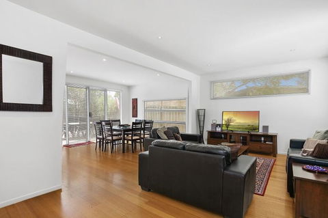 Anderson Townhouse 1-39 - New South Wales Tourism  2