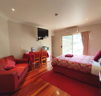 Angela's Beach Stays - New South Wales Tourism 