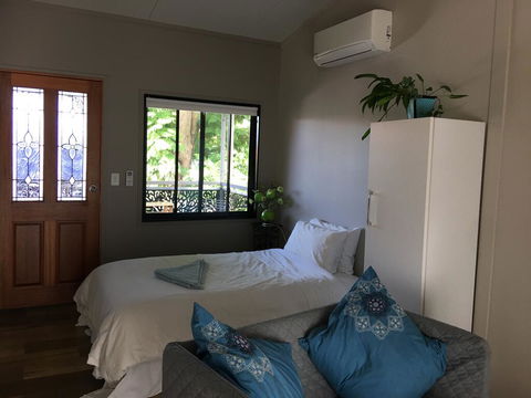Annerley-granny Flat,private, New, Convenience - New South Wales Tourism  0